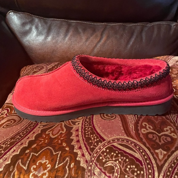 ***SOLD**UGG Tasman Mens Size 12 Samba Red Suede Comfort Slip On - Picture 7 of 14
